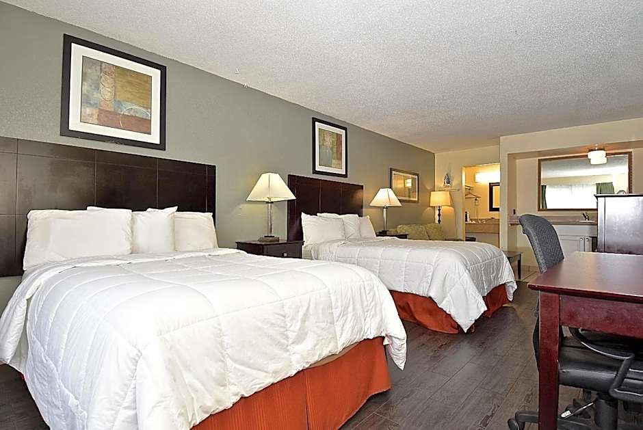 SureStay Hotel by Best Western Sarasota Lido Beach