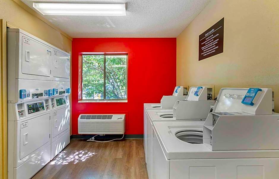 Extended Stay America Suites - St. Louis - Earth City