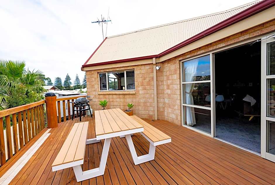 Esperance Foreshore Apartments