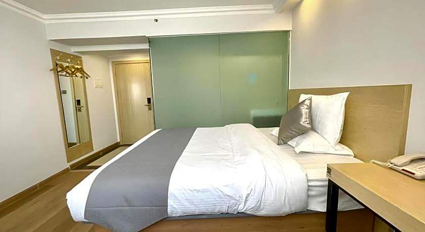 GreenTree Inn Urumqi South Xinhua Road Hotel