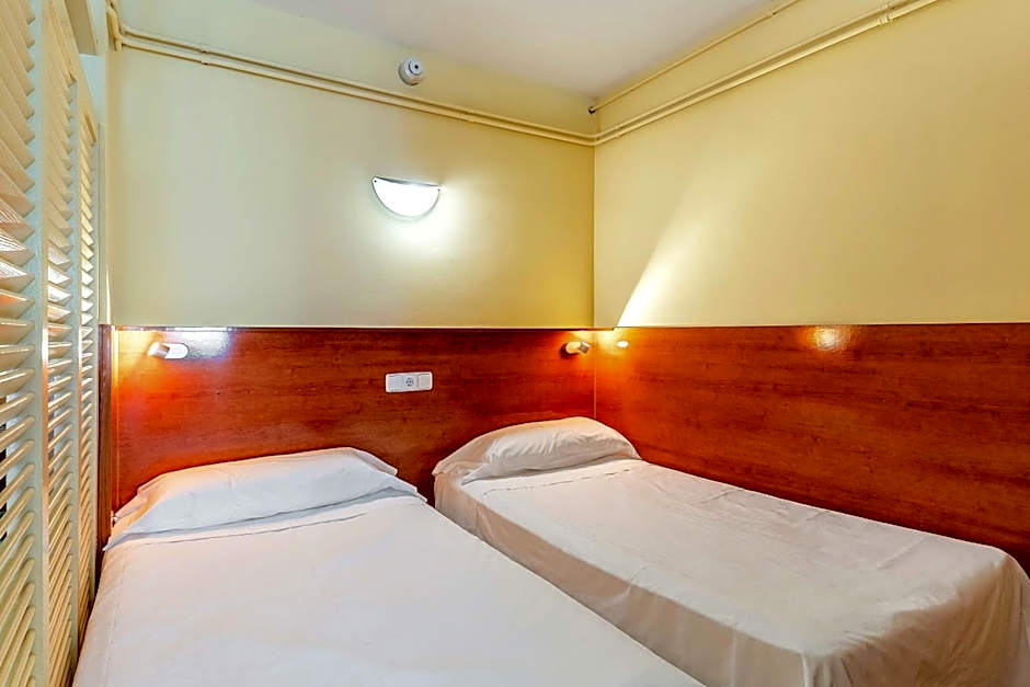 Aparthotel Bertran