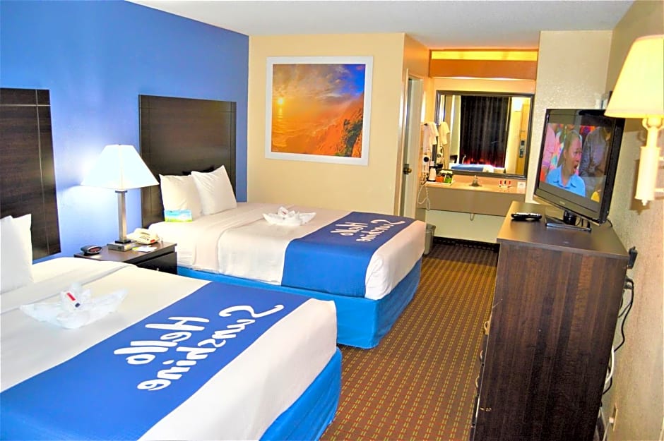 Days Inn by Wyndham Easley West Of Greenville/Clemson Area