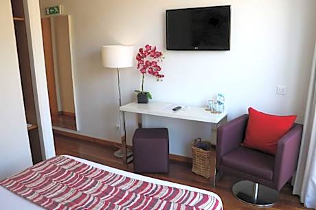 Double Room with View