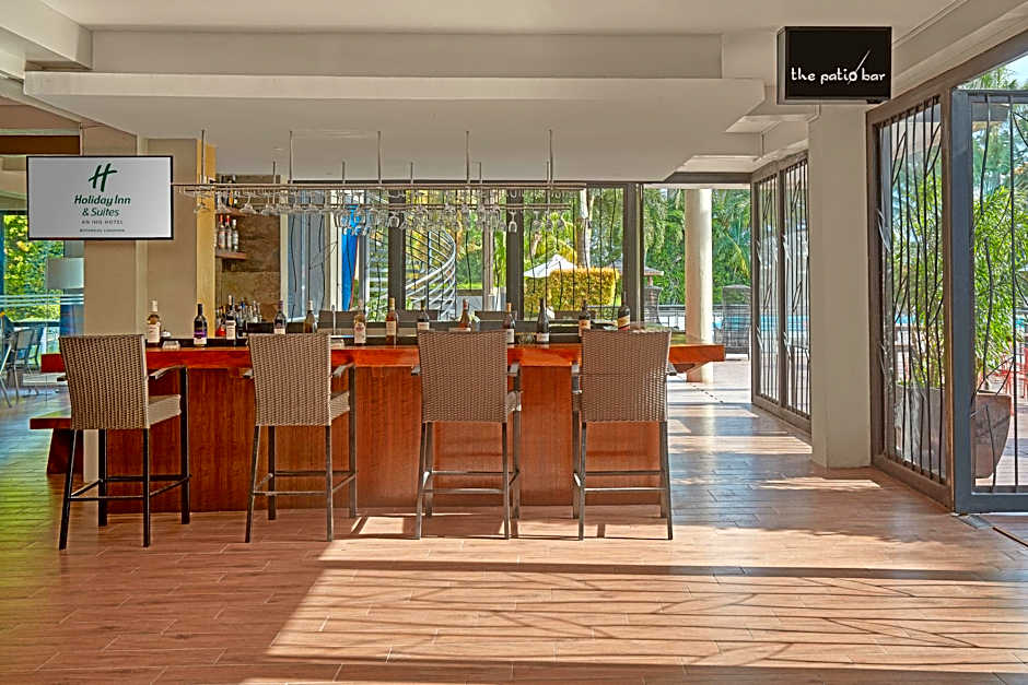 Holiday Inn and Suites Batangas Limapark By IHG