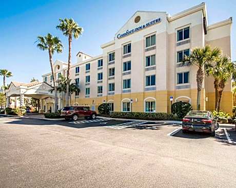 Comfort Inn & Suites Jupiter I-95
