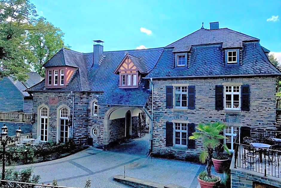 Schloss Lieser, Autograph Collection