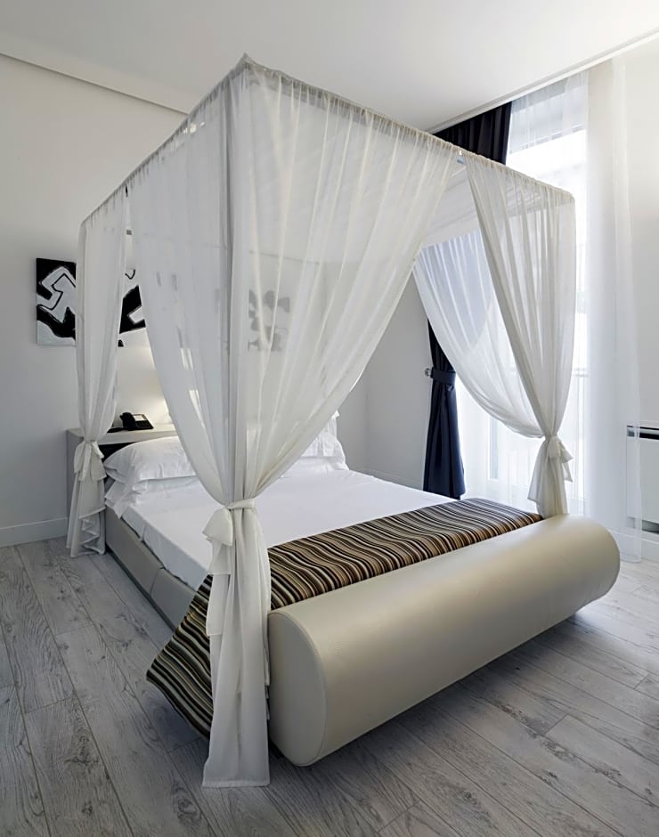 Photo 1 of 6 of Deluxe Suite