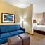 Comfort Suites Lake Geneva East