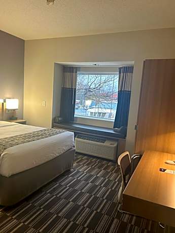 1 Queen Bed, Non-Smoking