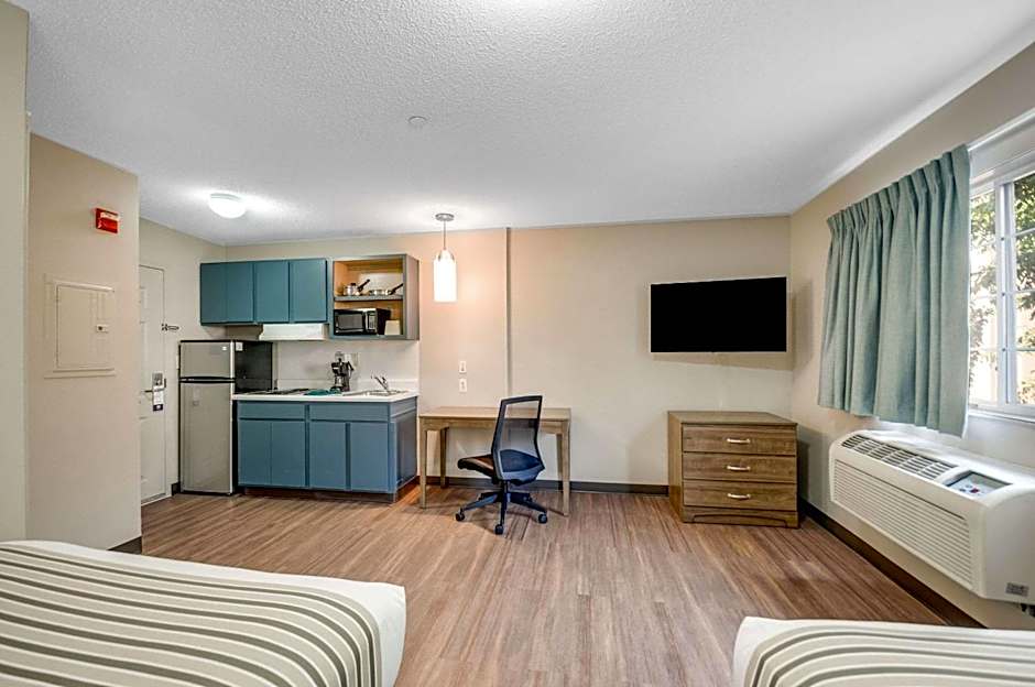 Suburban Studios Sterling - Washington Dulles