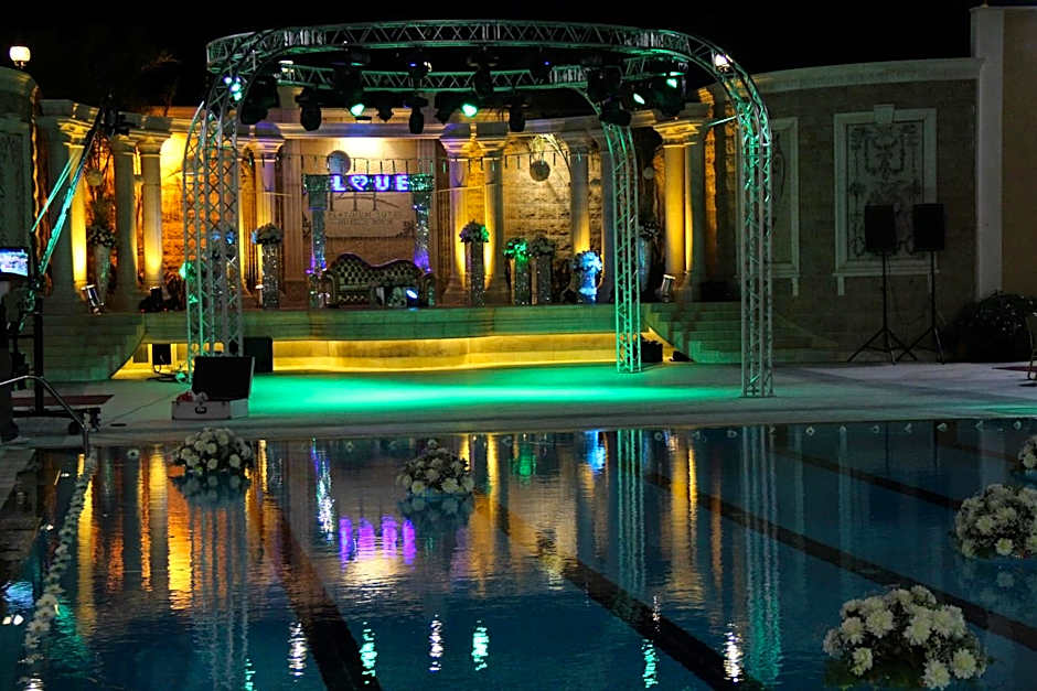 Platinum Hotel