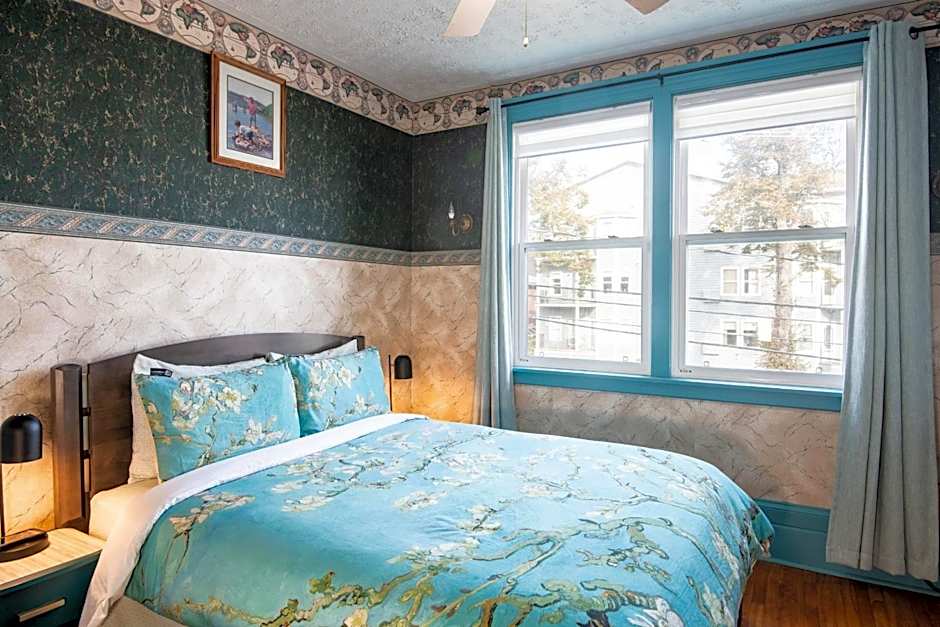 Prince Street Suites