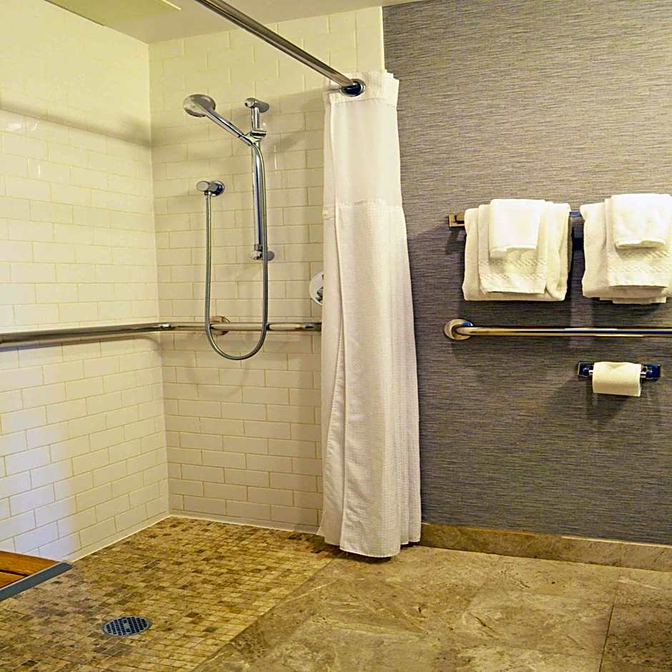 Distrikt Hotel New York City, Tapestry Collection by Hilton