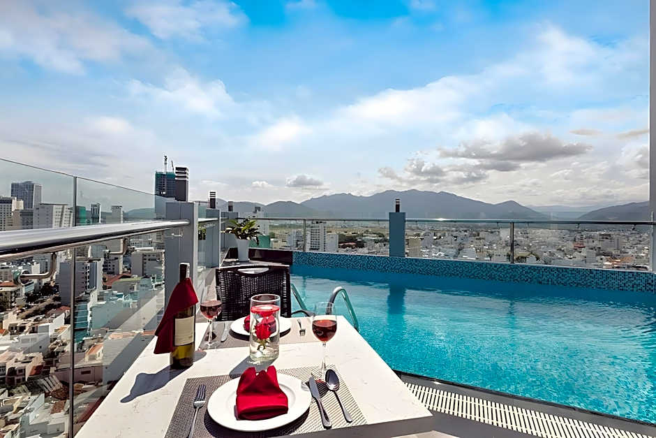 Diamond Nhatrang Hotel