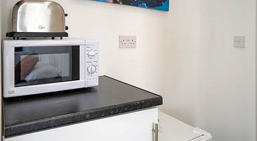 Homesly Guest Rooms - Self Check-in