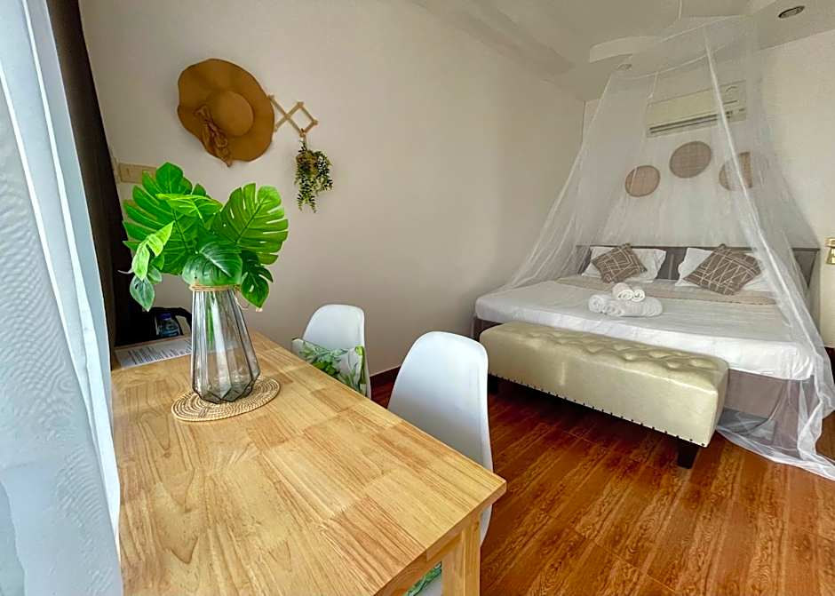 Secret Place Hotel and Restaurant