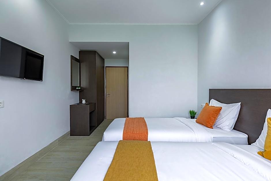 Cove Matahari Guesthouse Sunset