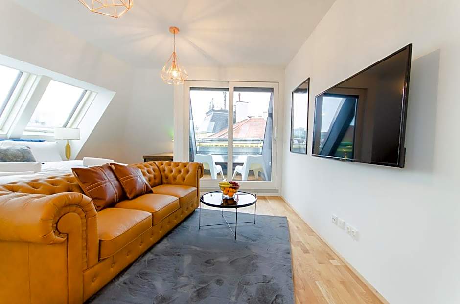 Grand Quarters City Residence