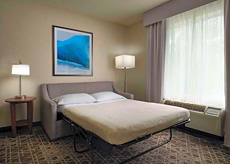 1Kg Mobility/Hearing Access Ri Shw Studio Nsm