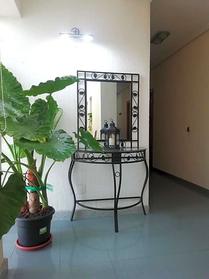 Bayo Lirola Hotel Balisa