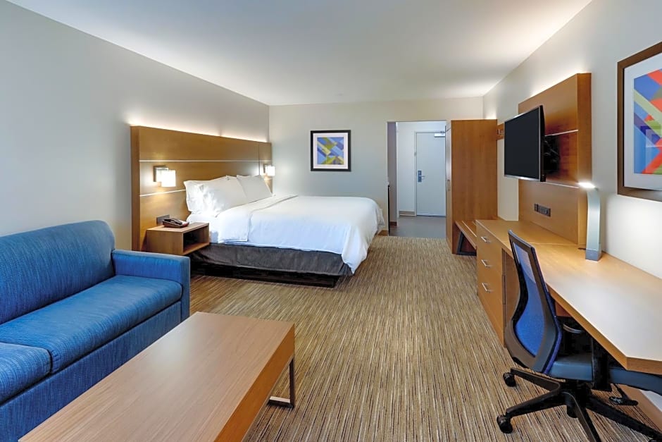 Holiday Inn Express & Suites Middletown - Goshen By IHG