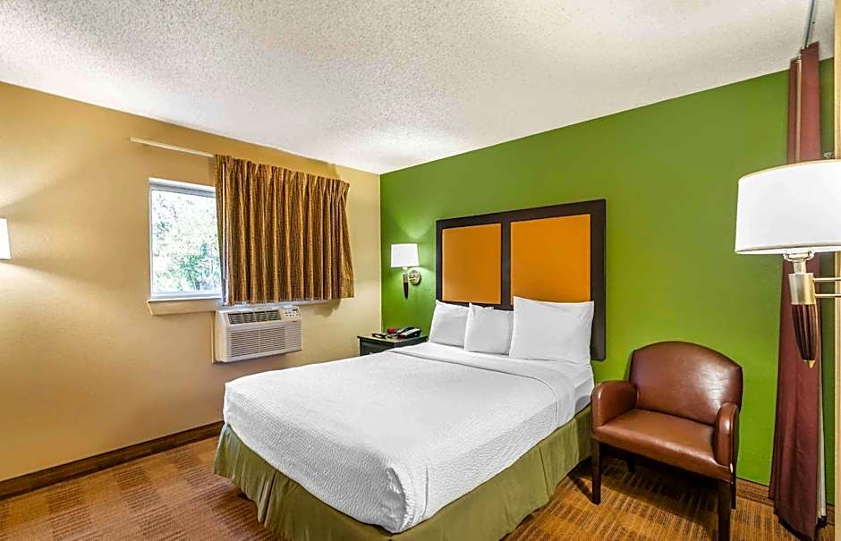 Extended Stay America Select Suites - Chesapeake - Churchland Blvd.