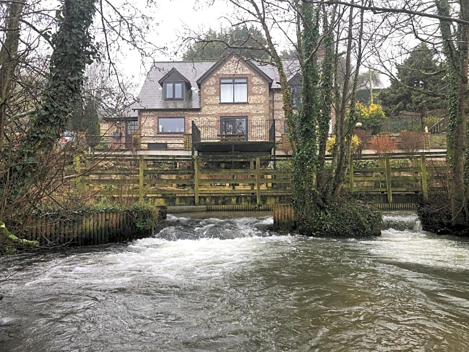 Waterfield House B&B