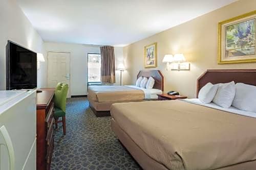 Travelodge by Wyndham Glen Allen