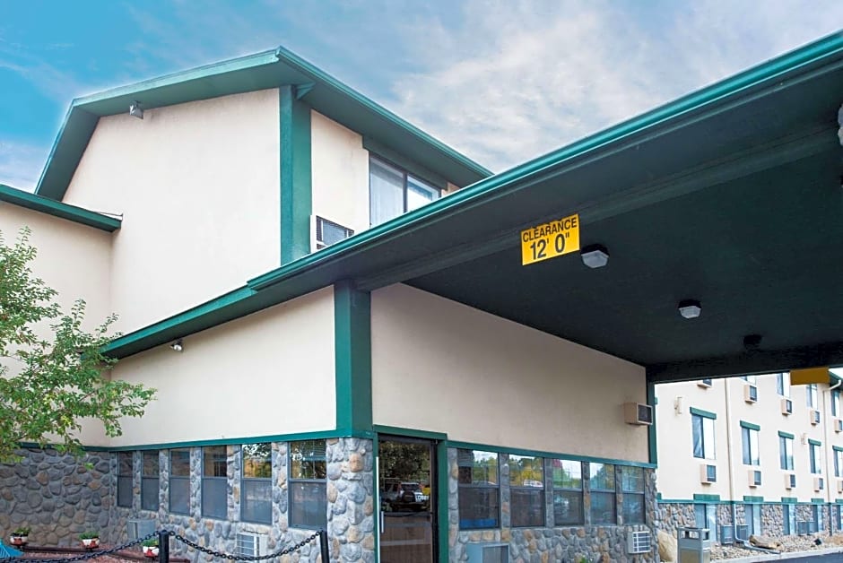 Super 8 by Wyndham Cortez/Mesa Verde Area