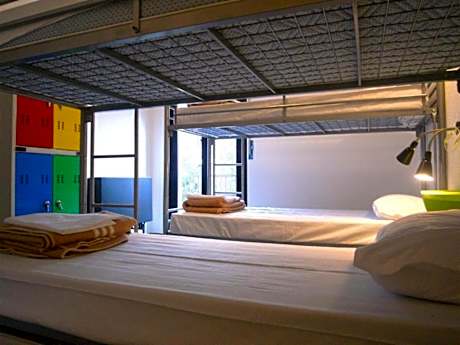 Quadruple Room with Private External Bathroom