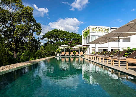 Treeline Urban Resort