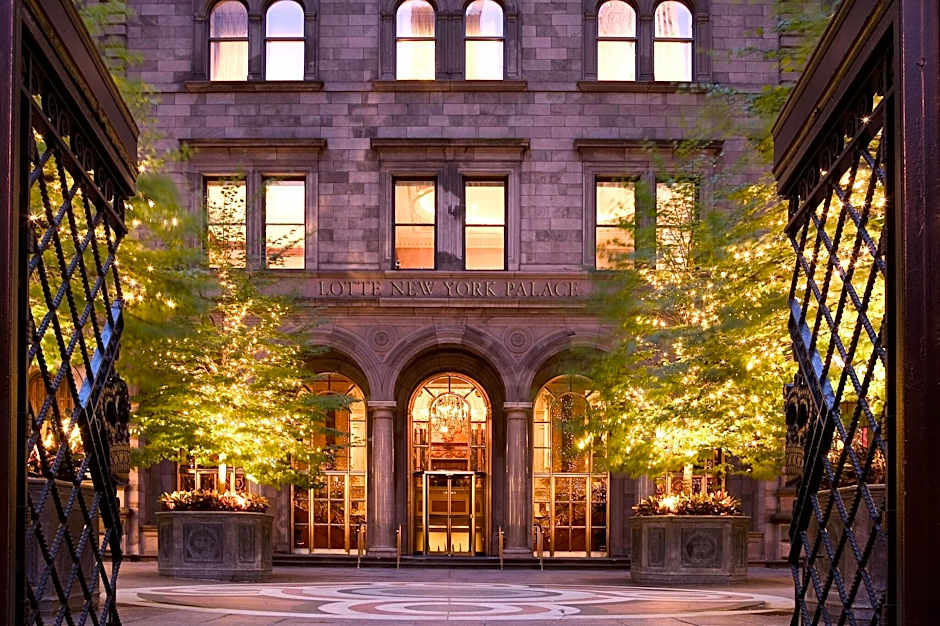 The Towers At Lotte New York Palace