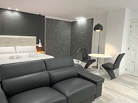 King Suite with Spa Bath