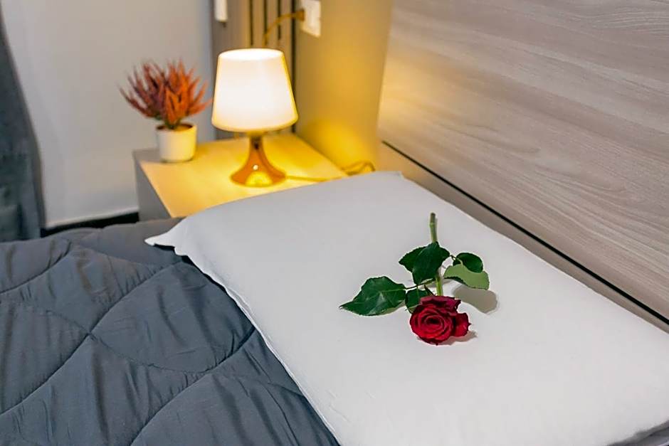 HH Hermoso Housing ALESSANDRIA