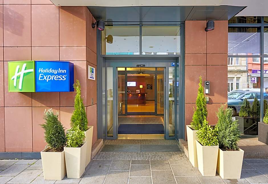 Premier Inn Frankfurt City Centre