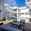 Deluxe King - Curry Mansion with Pool!