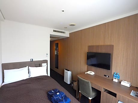 Double Room with Small Double Bed - Smoking