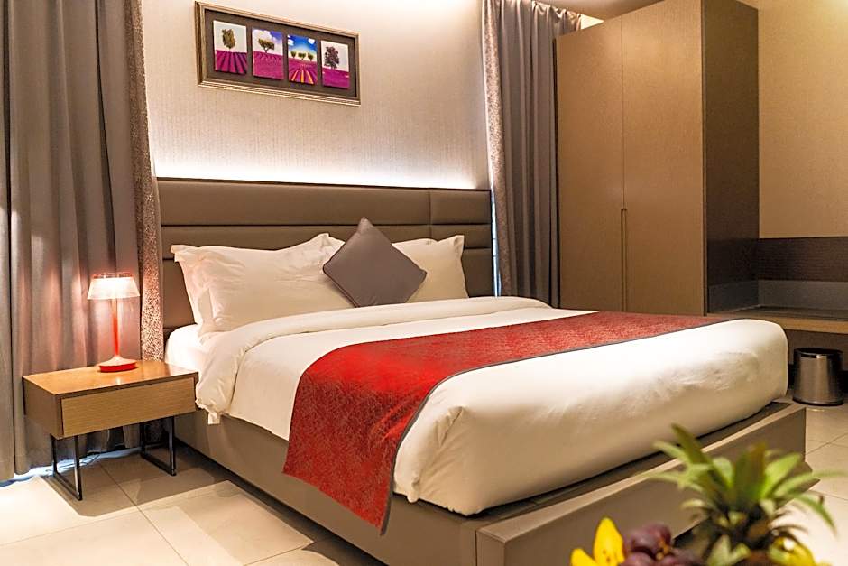 Hotel Omni Residency