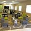 La Quinta Inn & Suites by Wyndham Lincoln