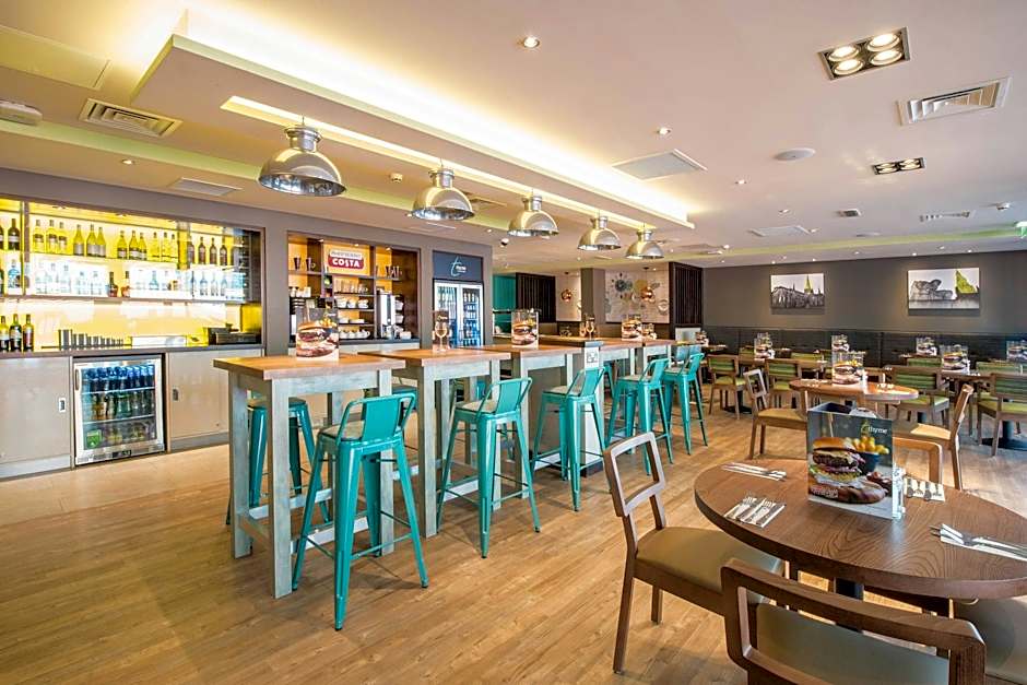 Premier Inn Lichfield City Centre