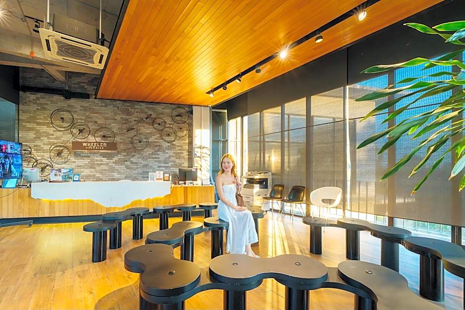 Wheeler Bed & Bike Hotel