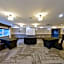Best Western Plus Chocolate Lake Hotel