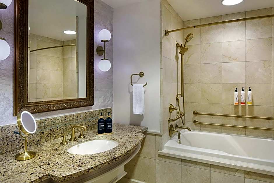 The Carlton Hotel, Atascadero – Paso Robles, a Tribute Portfolio Hotel
