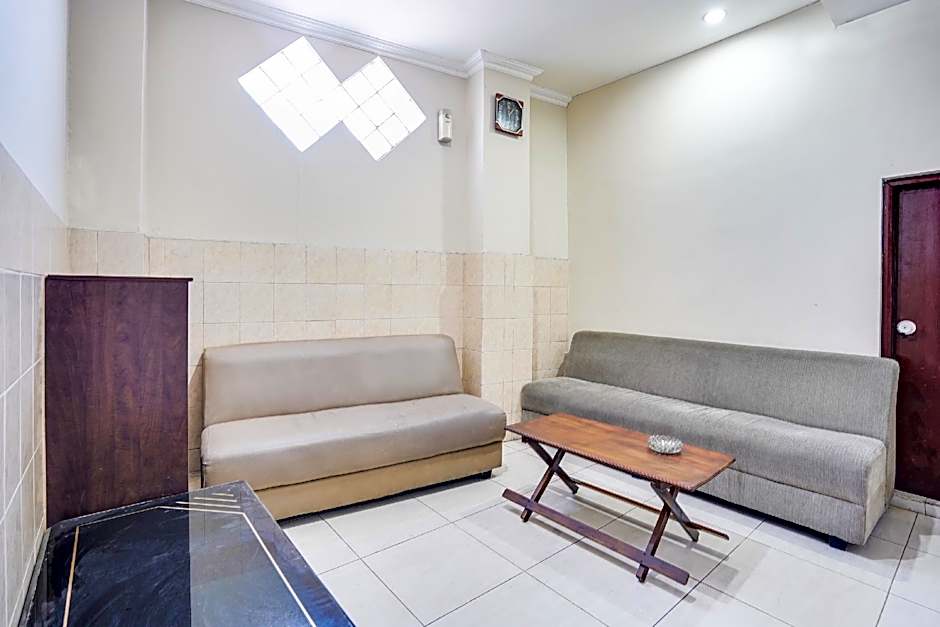 OYO Life 91511 Ampel Residence Syariah