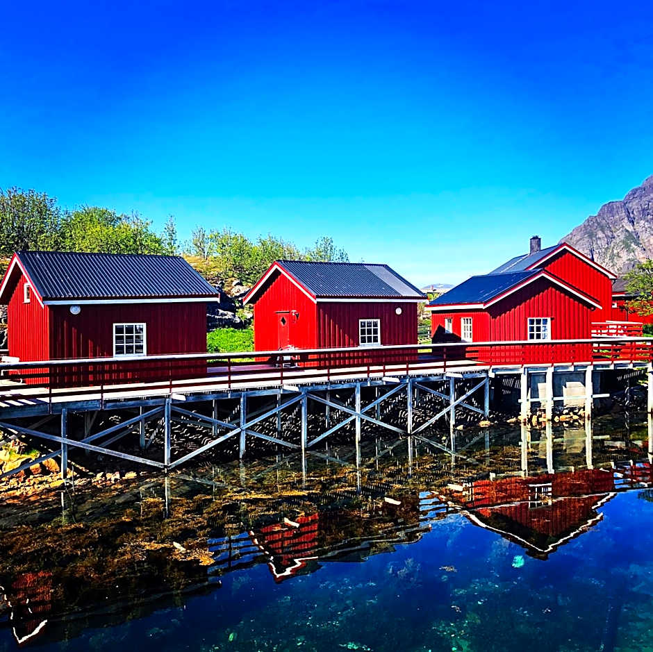 Henningsvær Rorbuer