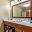 Comfort Inn & Suites Mccomb
