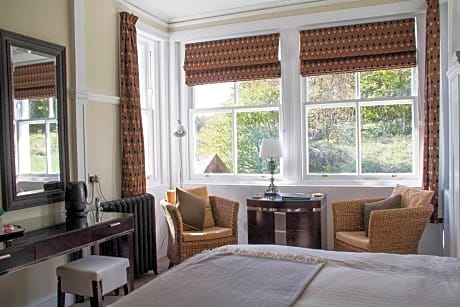 Main House Room with Garden View