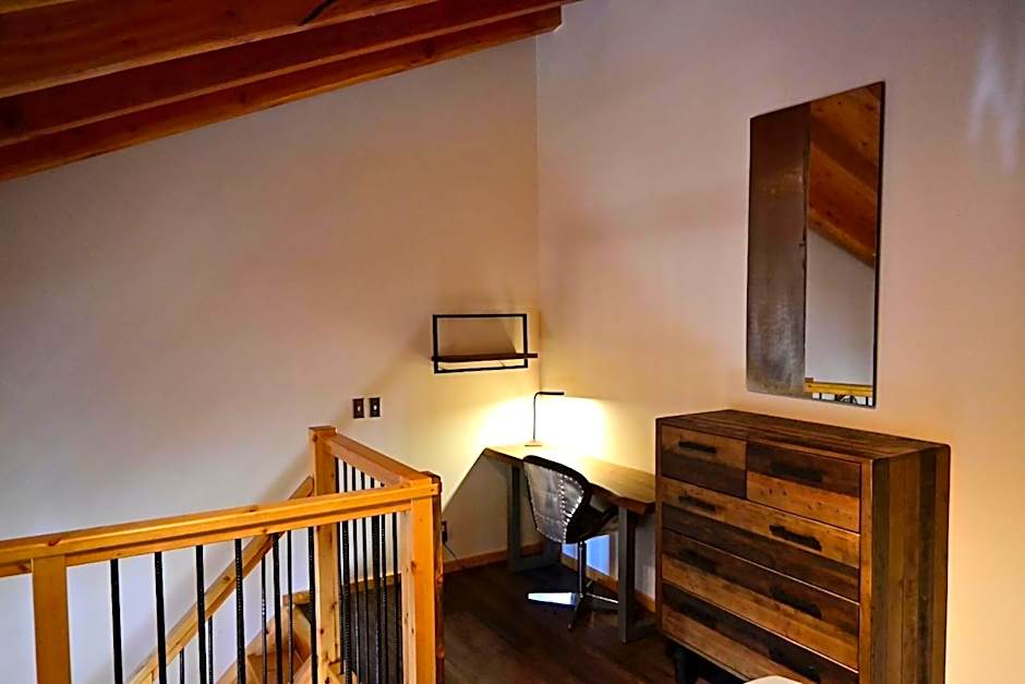 Red Cariboo Apartments