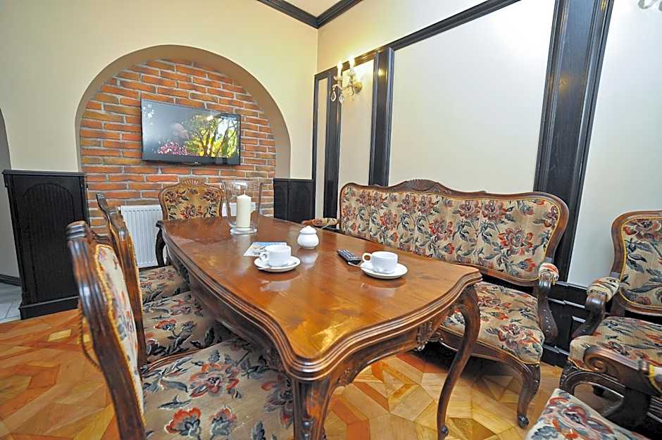World Hostel - Old Town