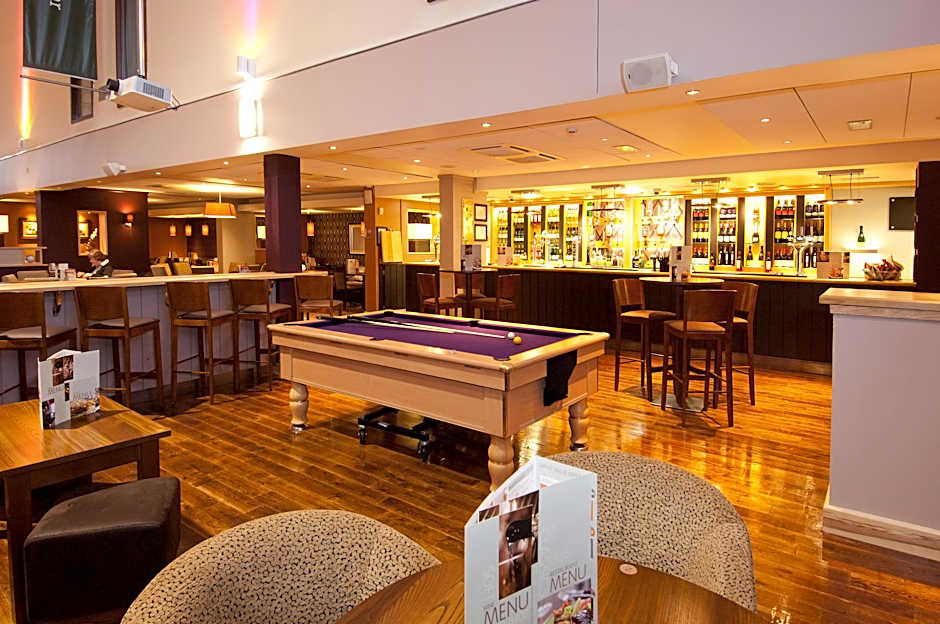 Premier Inn Lon Heathrow Airport T2 & T3 (Bath Rd)